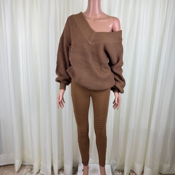 Zenana Two Piece V-Neck Sweater & High Waist Moto Leggings Loungewear Set - Picture 1 of 10